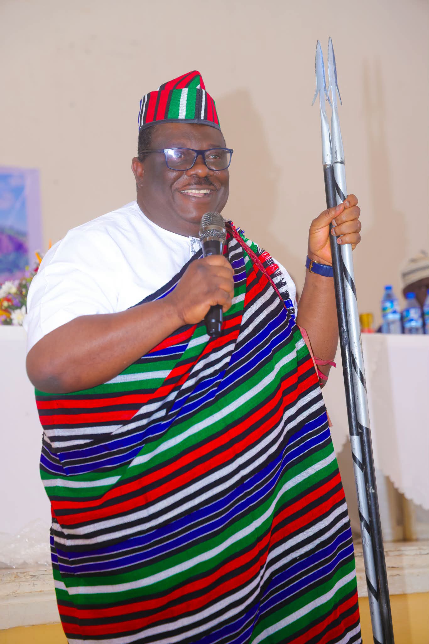 Chief Michael Kaase Aondoakaa, SAN, PDP governorship candidate in Benue State, dressed in Tiv traditional attire by the Tiv diaspora during the reception held in his honour in Jos, Plateau State.